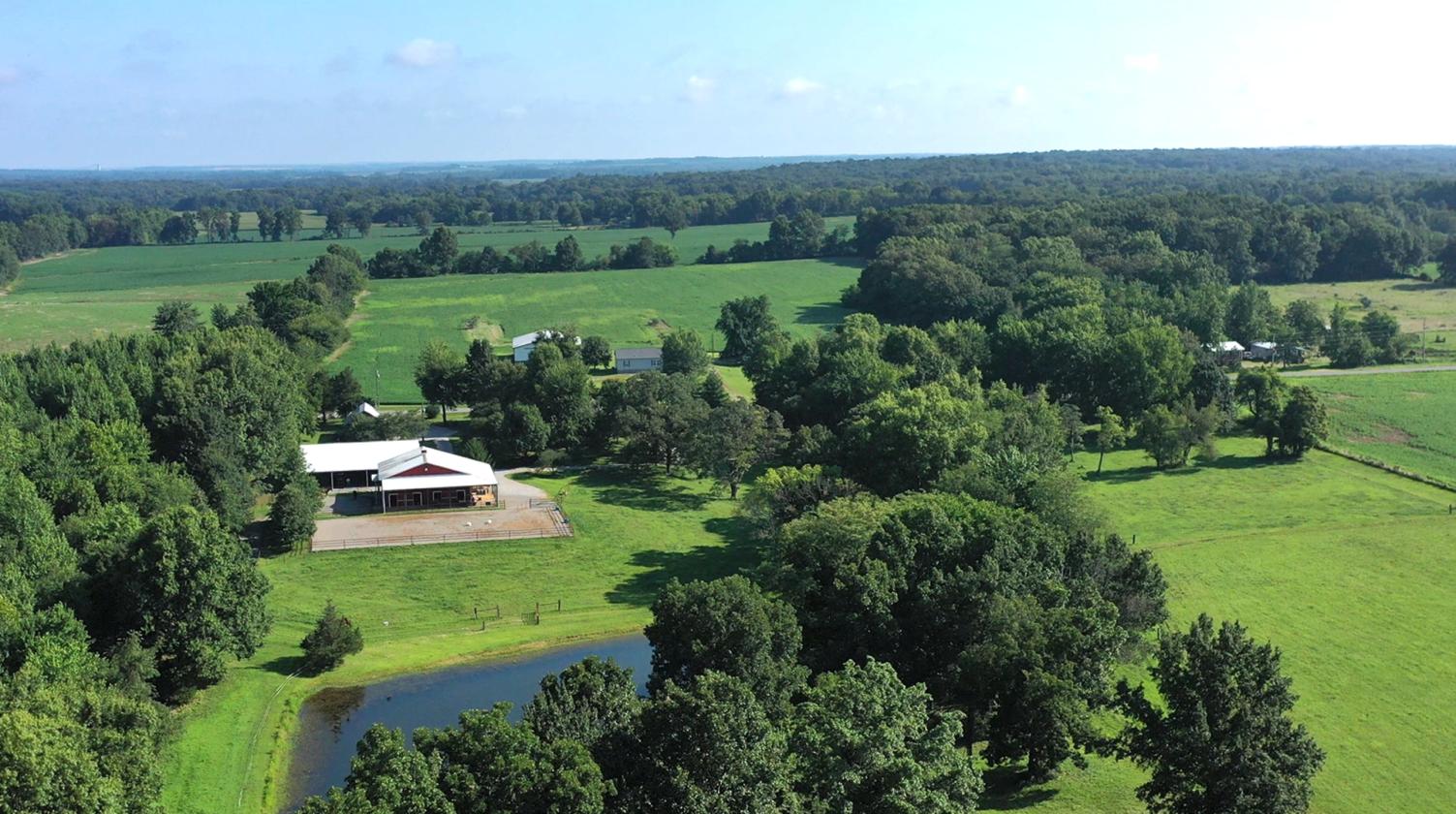 Southern Illinois Horse Farm with home - photo 5