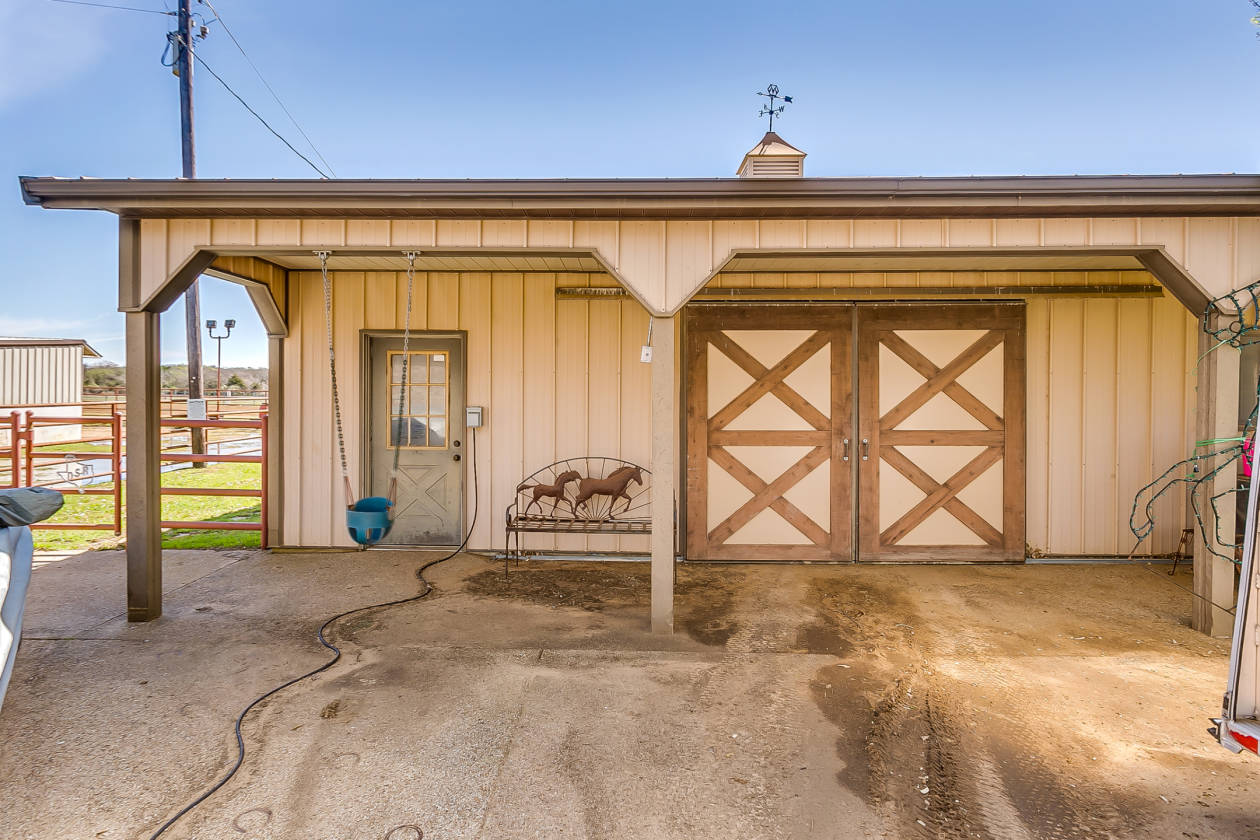 One of a kind Equestrian Ranch Estate! Cleburne, Johnson County