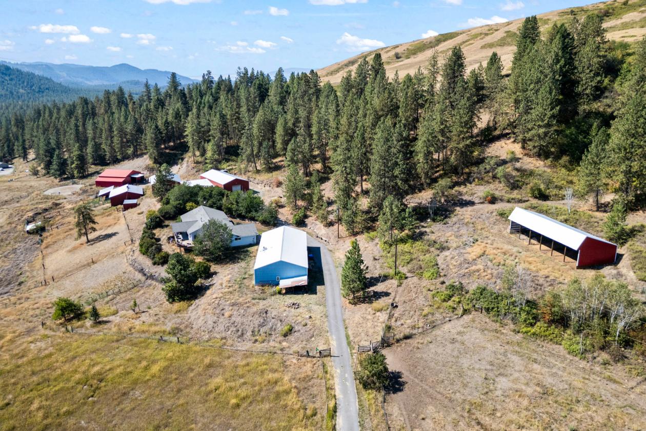 39 acre equestrian property!!! - photo 2
