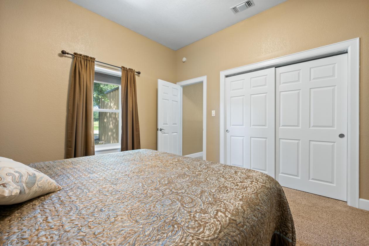 Two Homes and 13 acres - photo 10