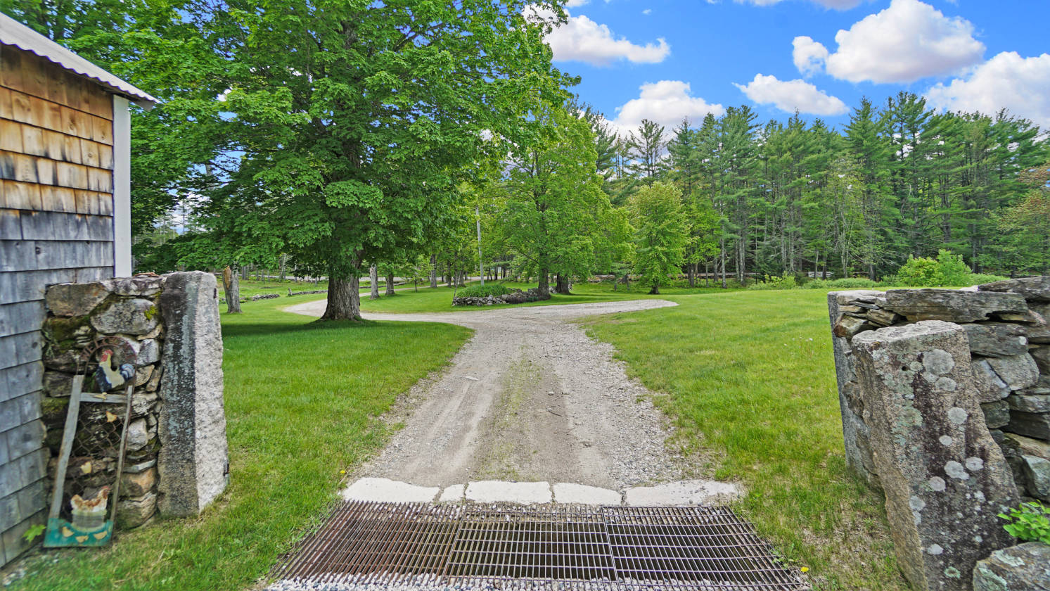 Horse farm EQUESTRIAN CENTER INDOOR RIDING ARENA Parsonsfield