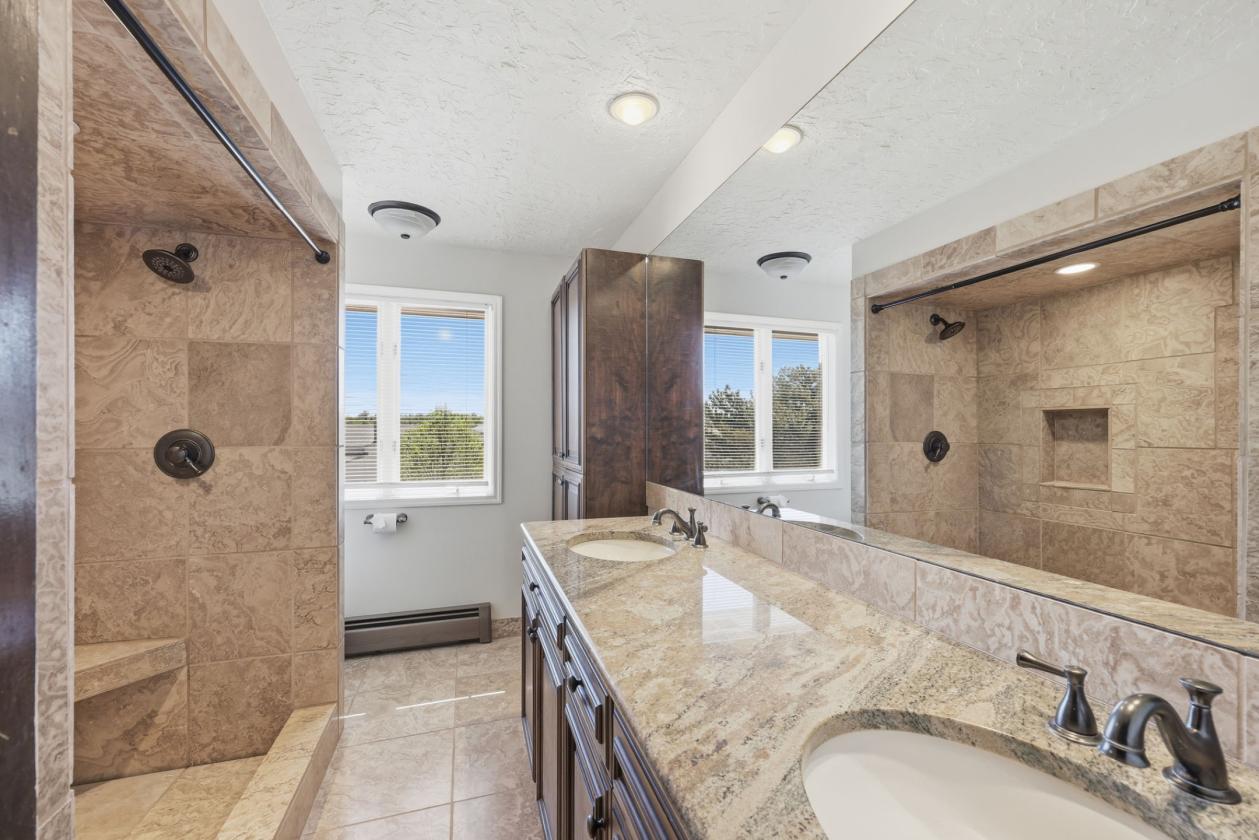 Sunset Ridge Equestrian Estate - photo 21