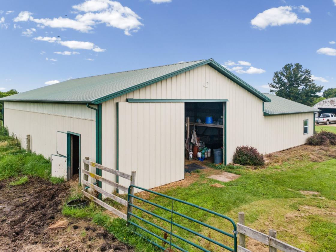 Equestrian Estate with Pond near Smithville Lake - photo 29