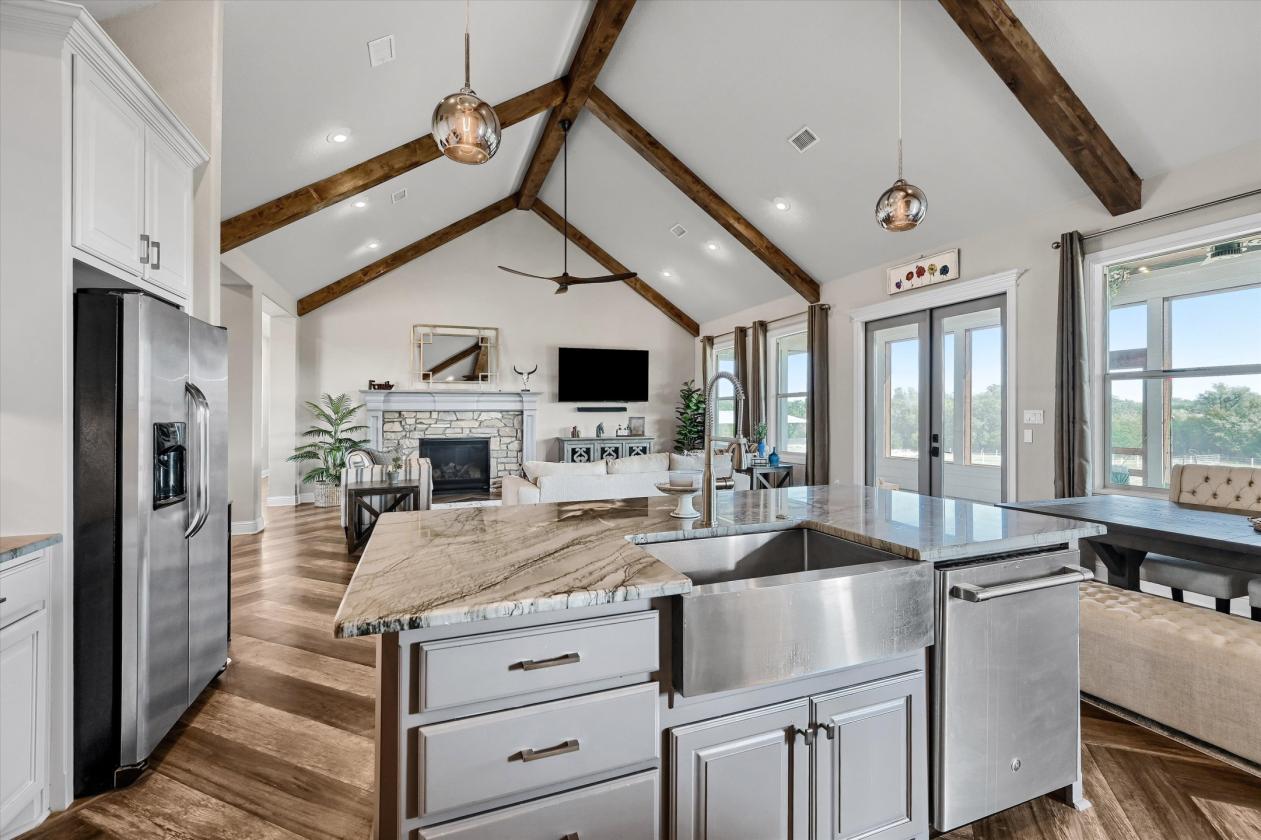 Breathtaking 20+ acre paradise for equestrians - photo 18