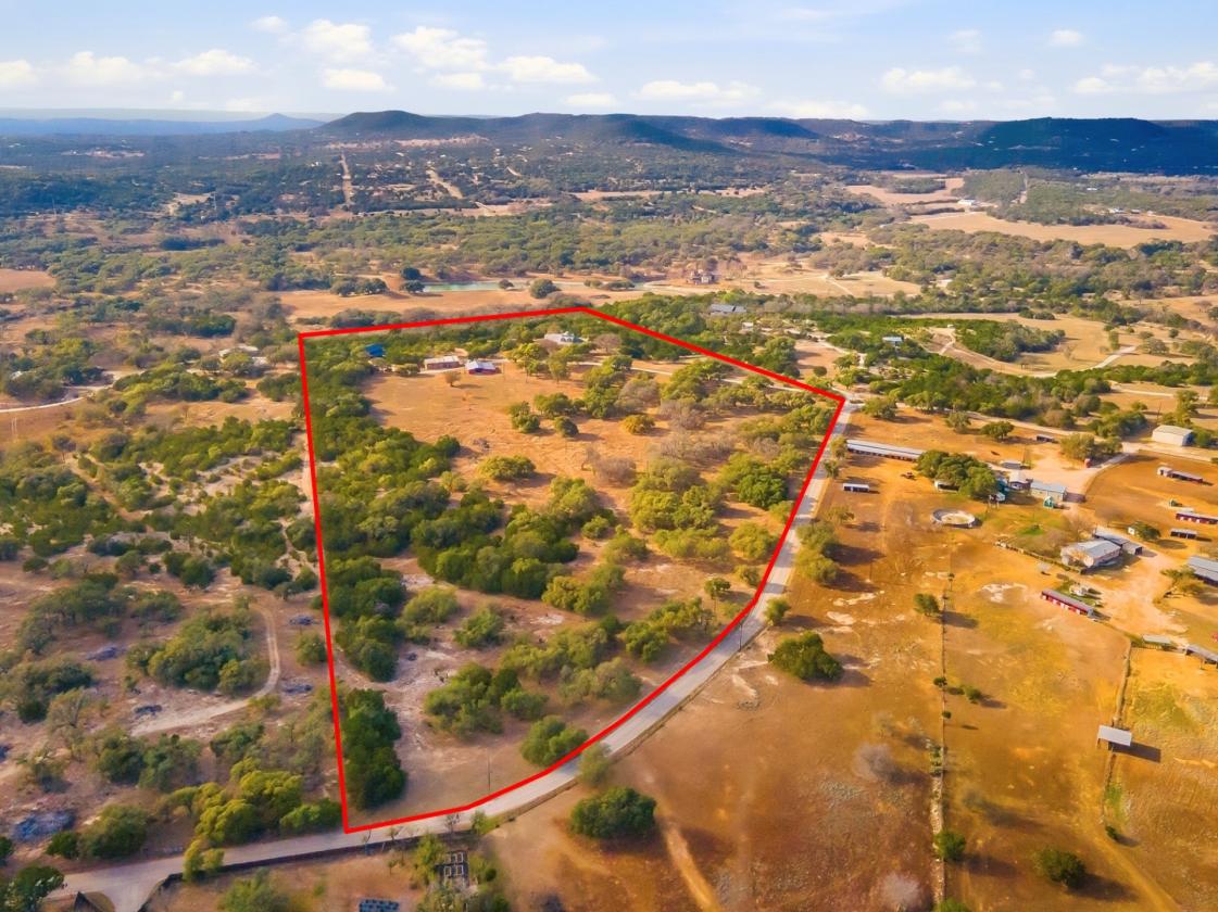 Luxury Equestrian Living on 29+ Acres with Views - photo 26