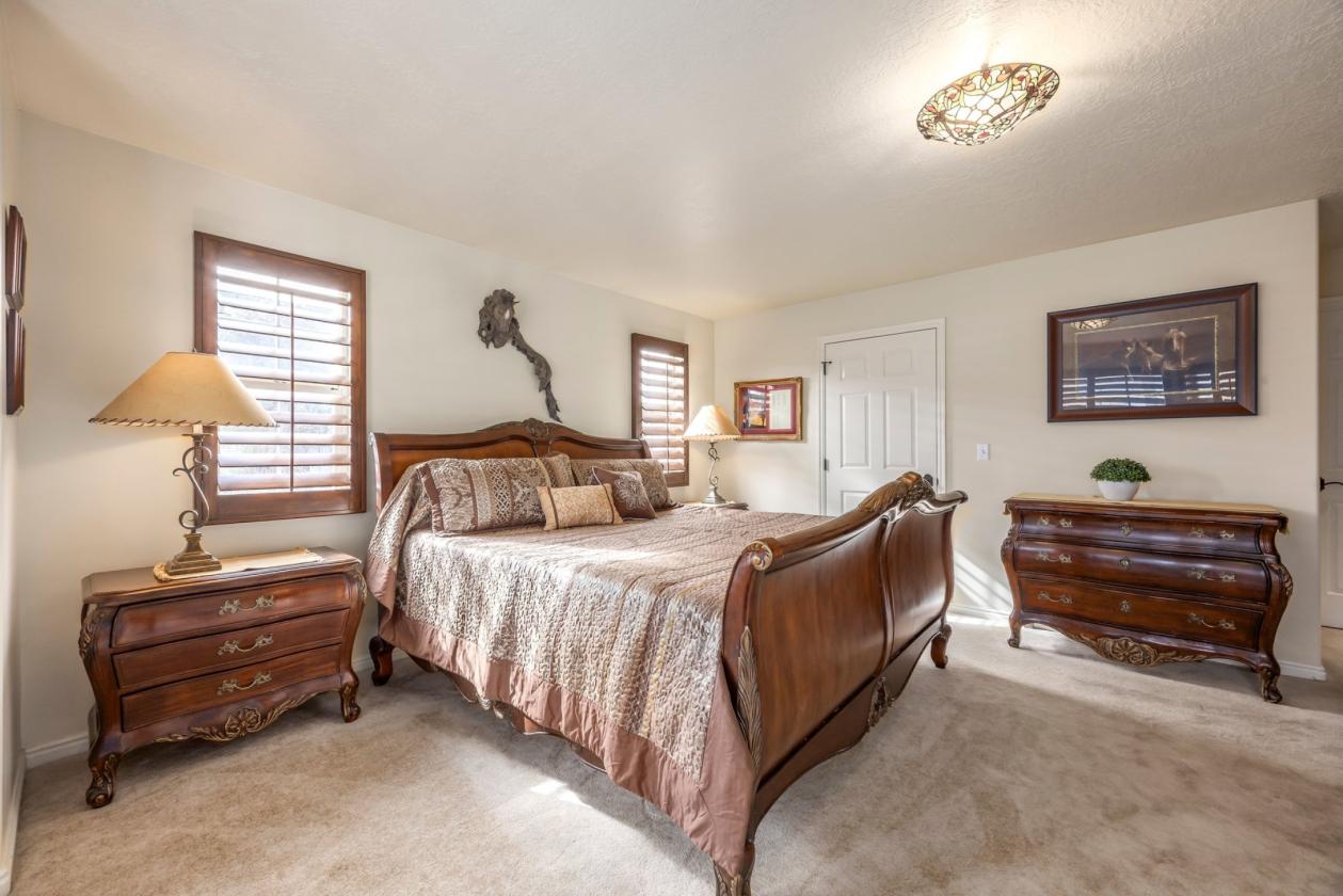 Private Horse Property in the Heart of Draper - photo 12