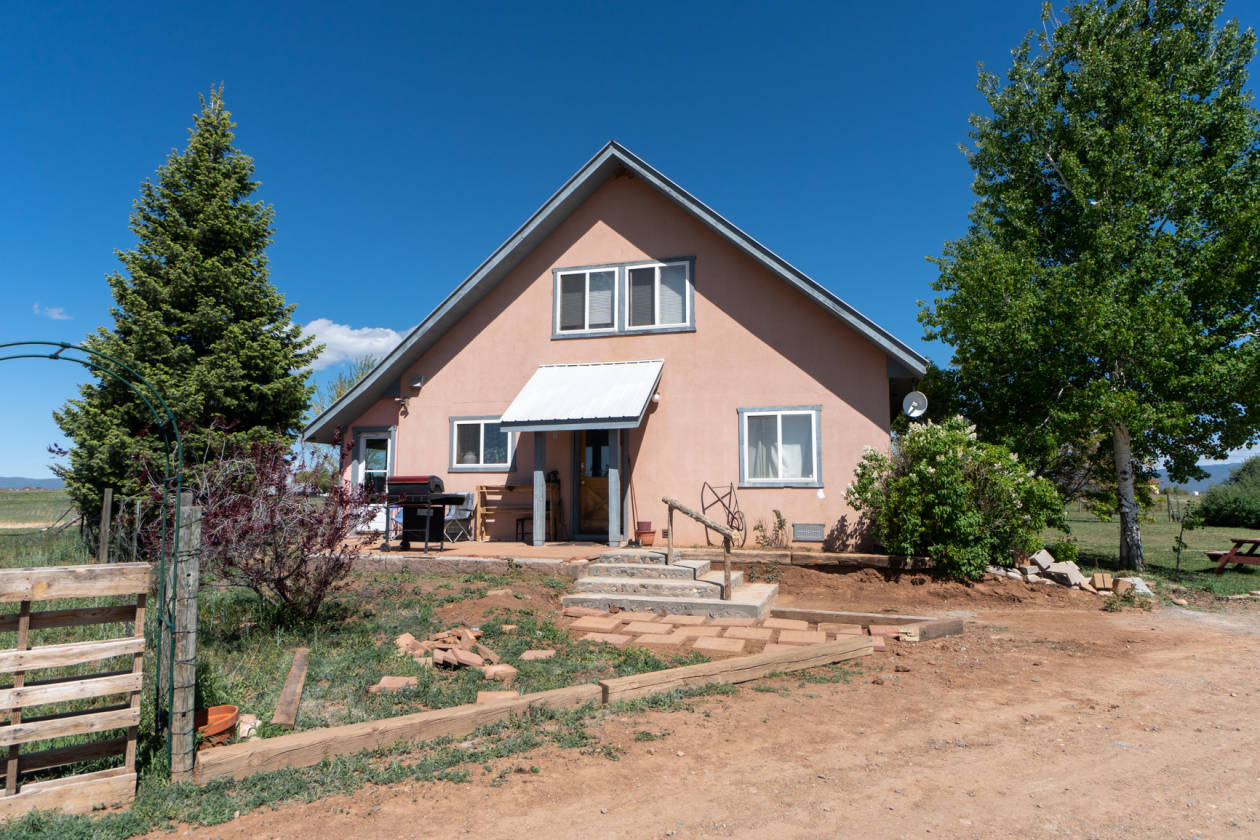 Two homes on 25 Acres with BIG mountain views in... Durango, La Plata