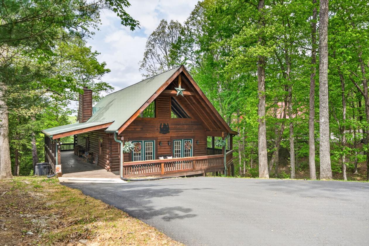 Log cabin home near Big South Fork - photo 2