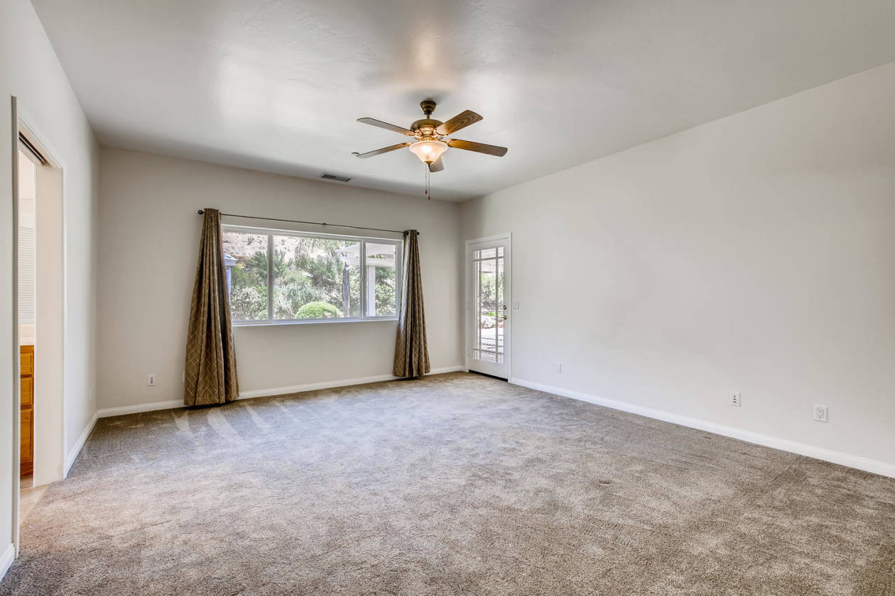 CUSTOM HOME 5.84 ACRES HORSE PROPERTY VALLEY CENTER CA Valley Center