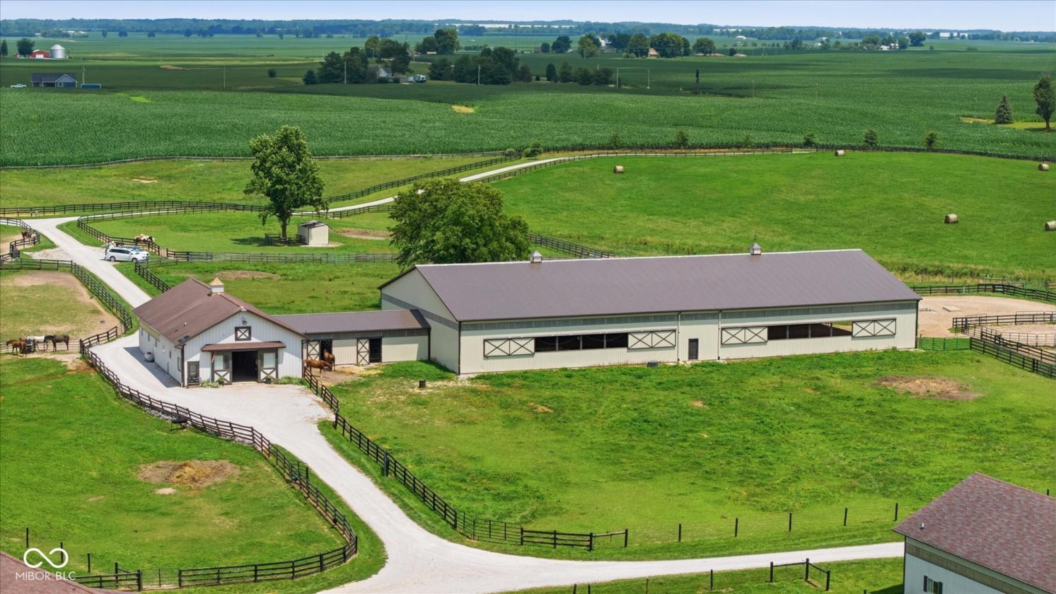 Equestrian property 85 acres SW of Indy - photo 3