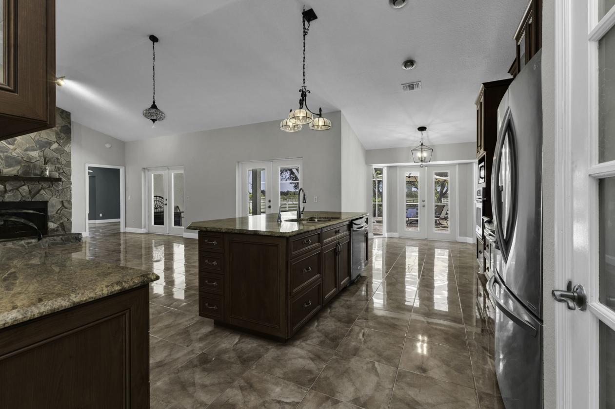 5 Acres Prairie Creek, West Punta Gorda - photo 11