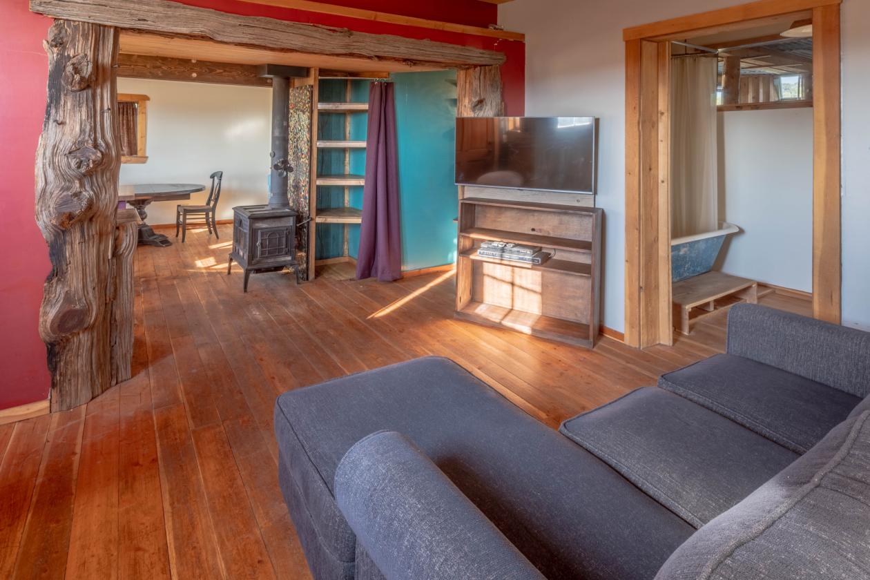 Off-Grid Home, Guest Tree-House, 28.34 acres - photo 14