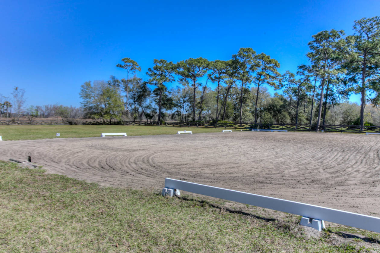 GATED EQUESTRIAN ESTATE/ENTERTAINING DREAM HOME Spring Hill, Pasco