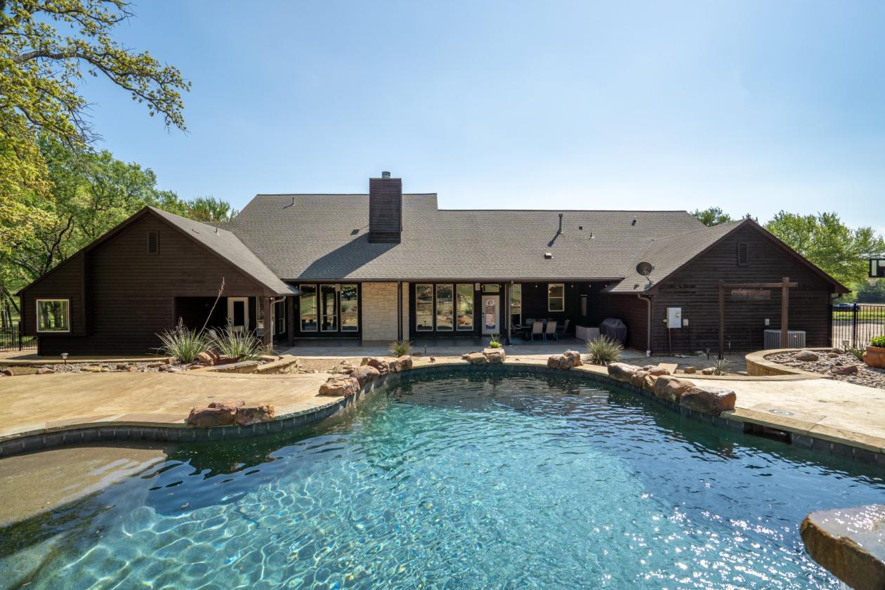 Prime Horse Property with Endless Potential - photo 7