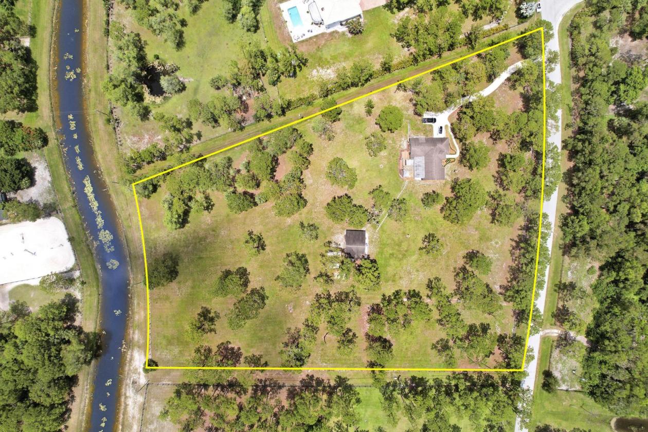 Highly Desired Caloosa Property - photo 3