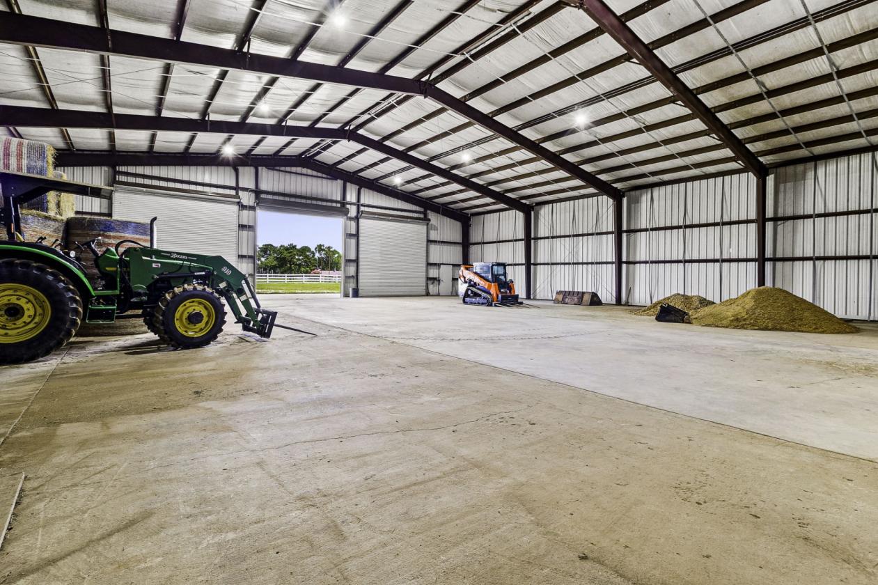 35.14± Acres | Premier Horse Property with Covered - photo 15