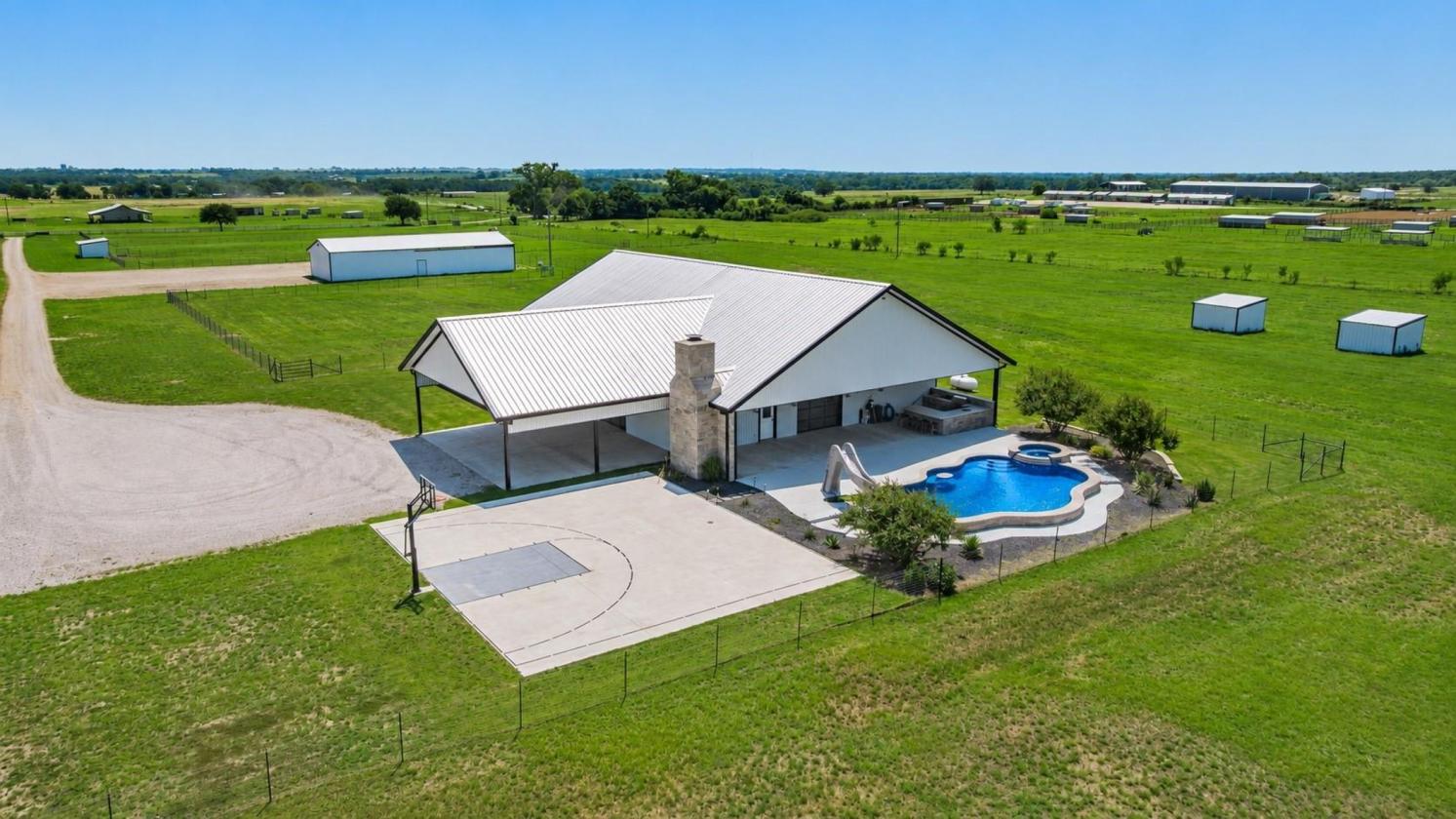 13.92-Acre Estate Right In Horse Country!! - photo 23