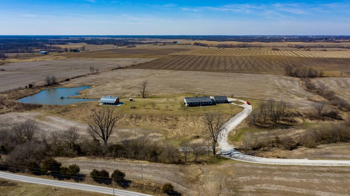 40 acres for equestrian enthusiasts. Large barn and beautiful home