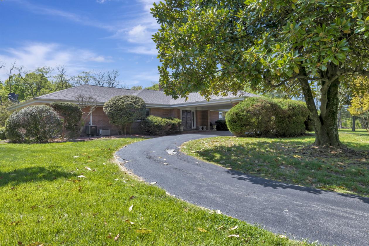 24 Acre Horse Farm - photo 3