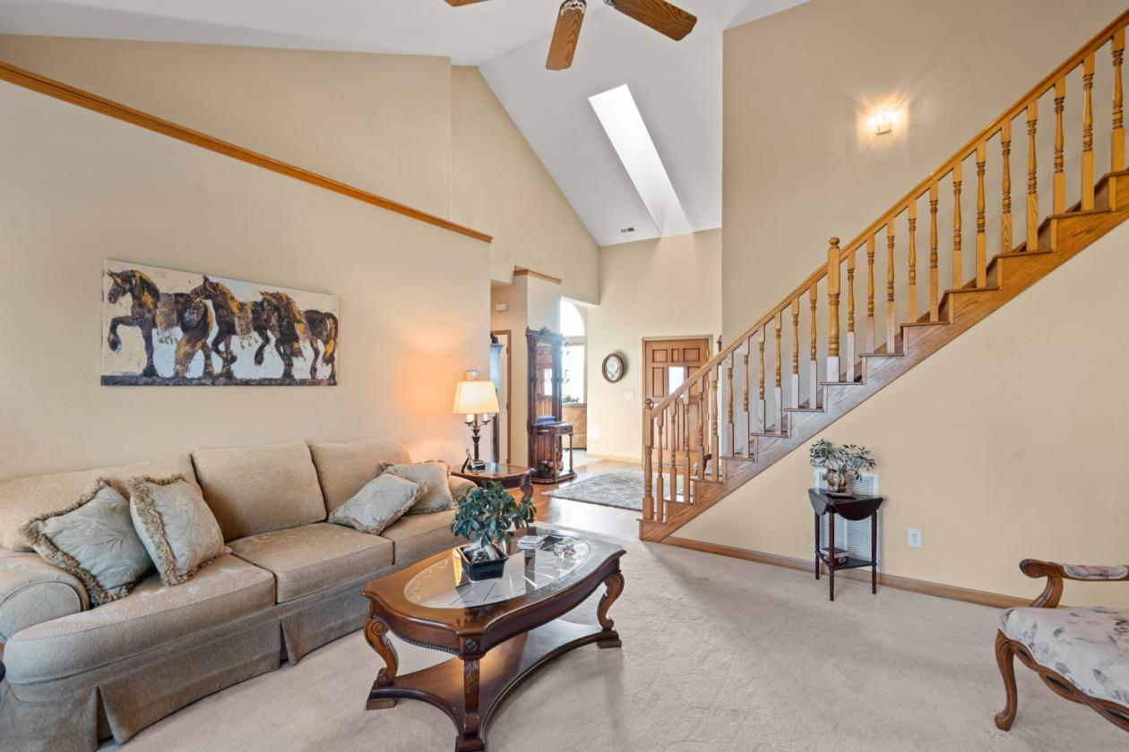 Horse Property with Gorgeous House and Views - photo 15