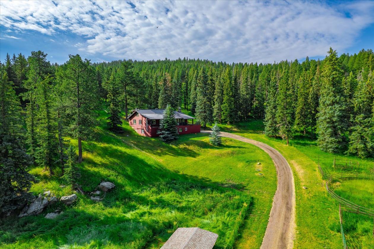 Horse Property for sale.