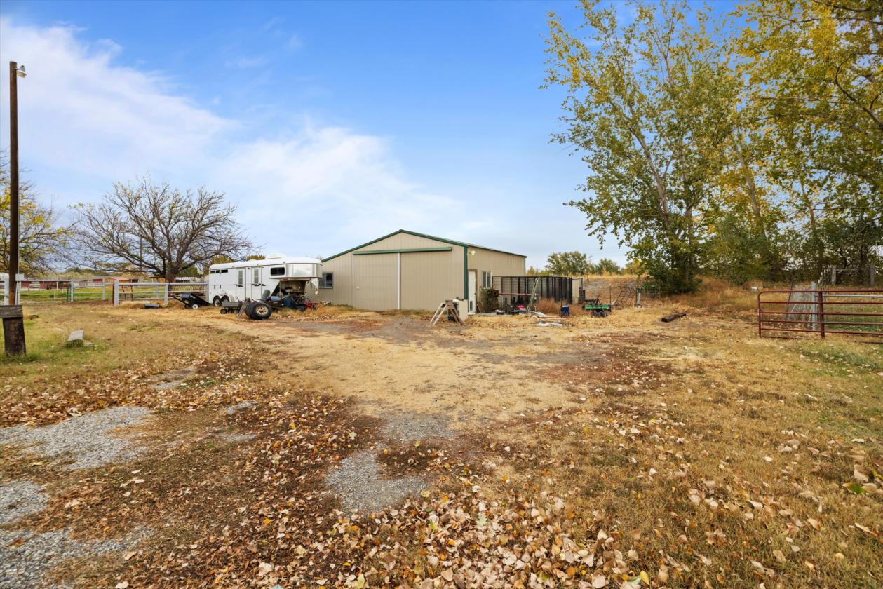 Horse acreage! Irrigated! In-laws quarters! - photo 24