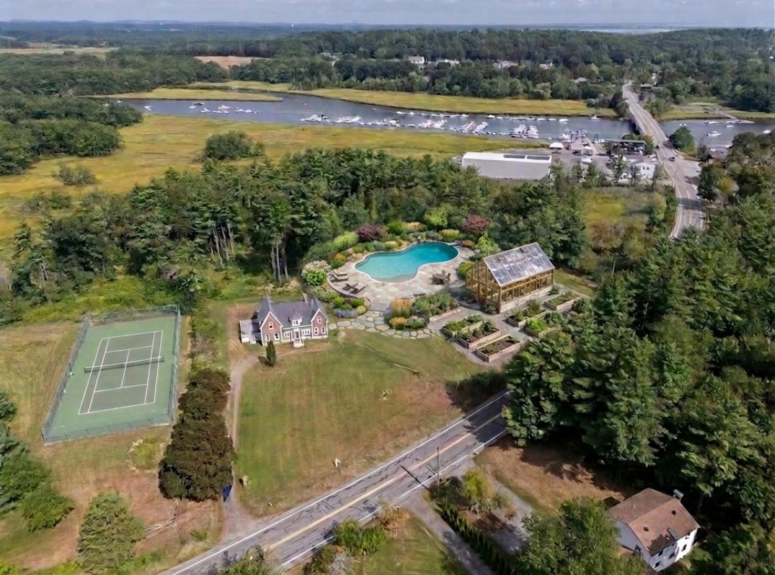 16.9 acres of equestrian potential with marshland - photo 12