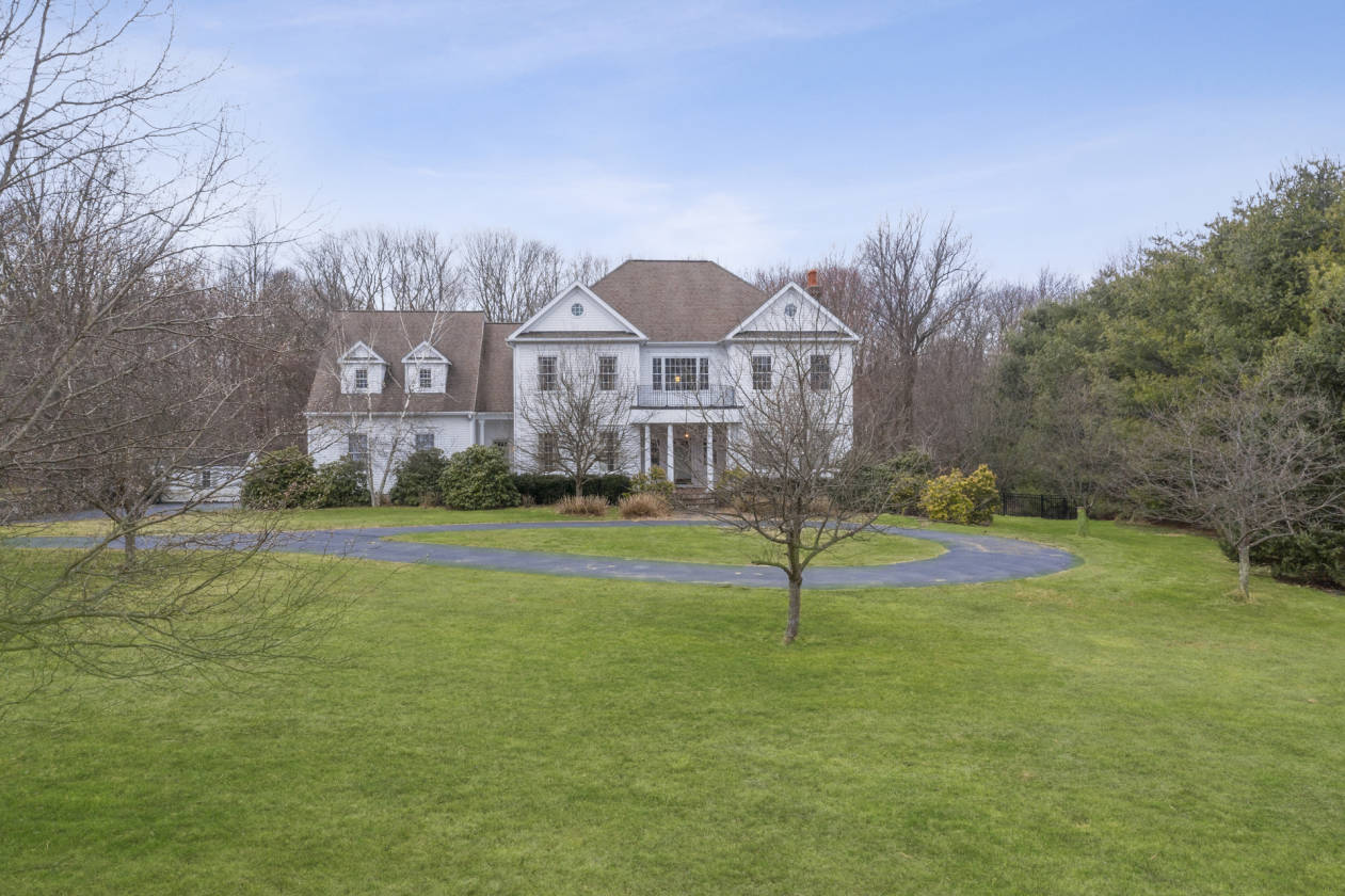 Beautiful Horse Farm in Newtown, CT Newtown, Fairfield County