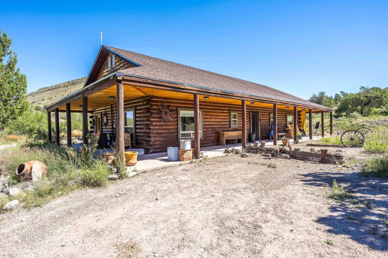 Beautiful Cabin with Horse Facilities - photo 25