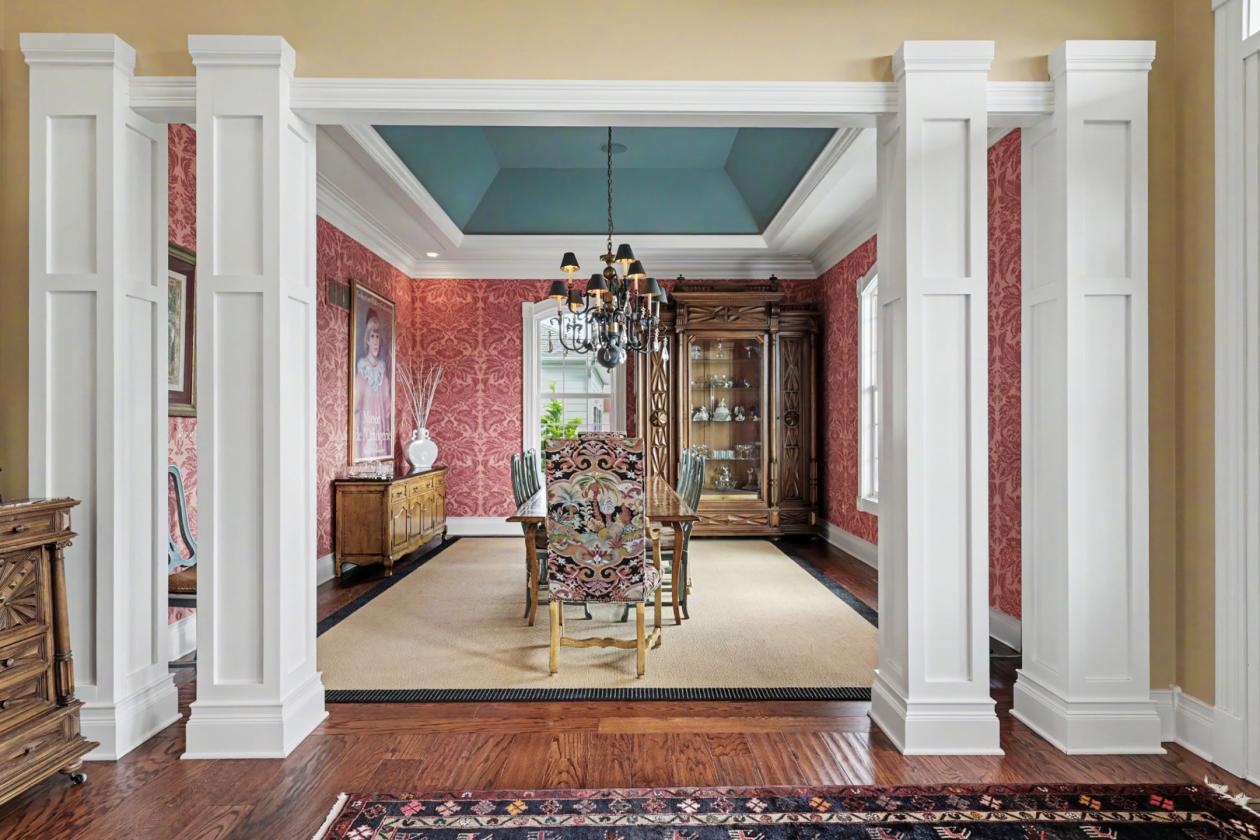 ONE-OF-A-KIND 10 ACRE EQUESTRIAN ESTATE - photo 13
