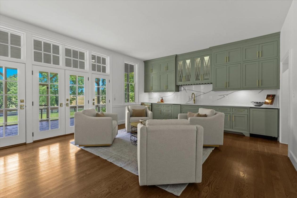 Woodford County Luxury Farm - photo 14