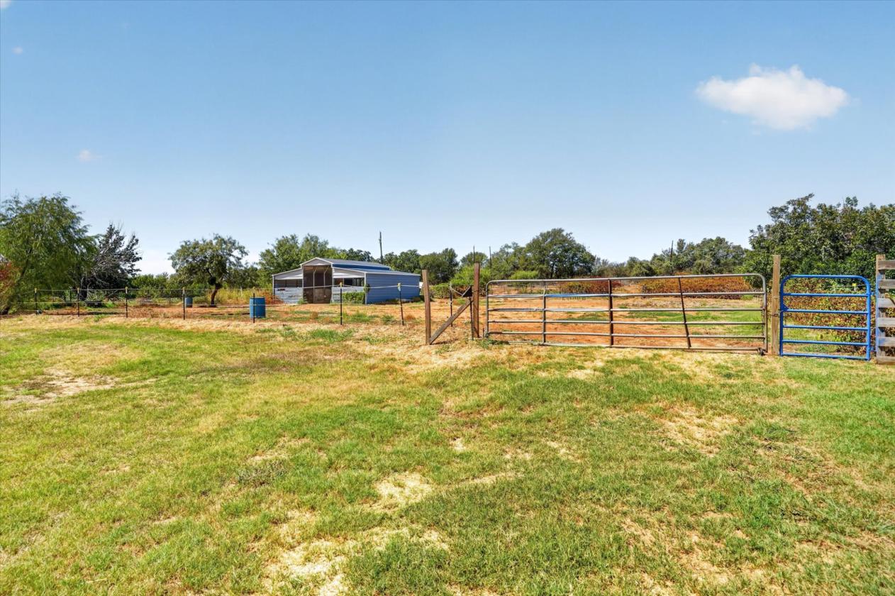 Brick Home on 2.36 Acres with Pool & 5-Stall+Tack Barn - photo 25