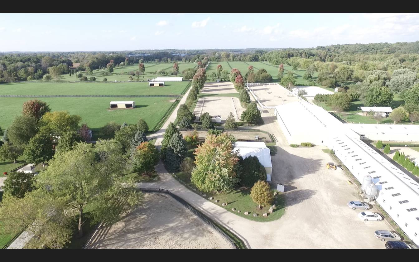 Silverwood Farm Equestrian Estate 100 Acres Sucessful Established Business Trevor Kenosha County Wisconsin Horseproperties Net