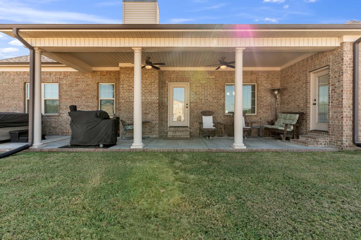Triple E Ranch | 34.5 Acre Equestrian Estate - photo 18