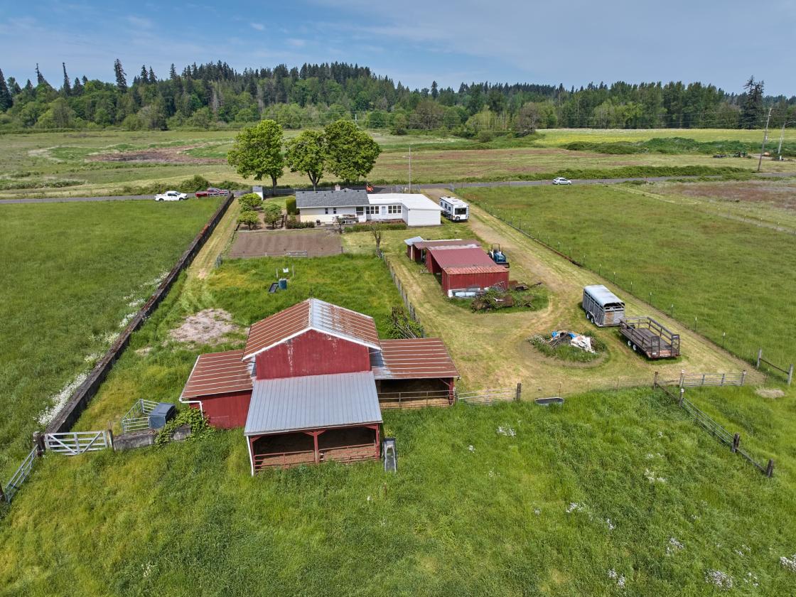 Horse Property in Aurora/Canby Area Deadend Road - photo 1