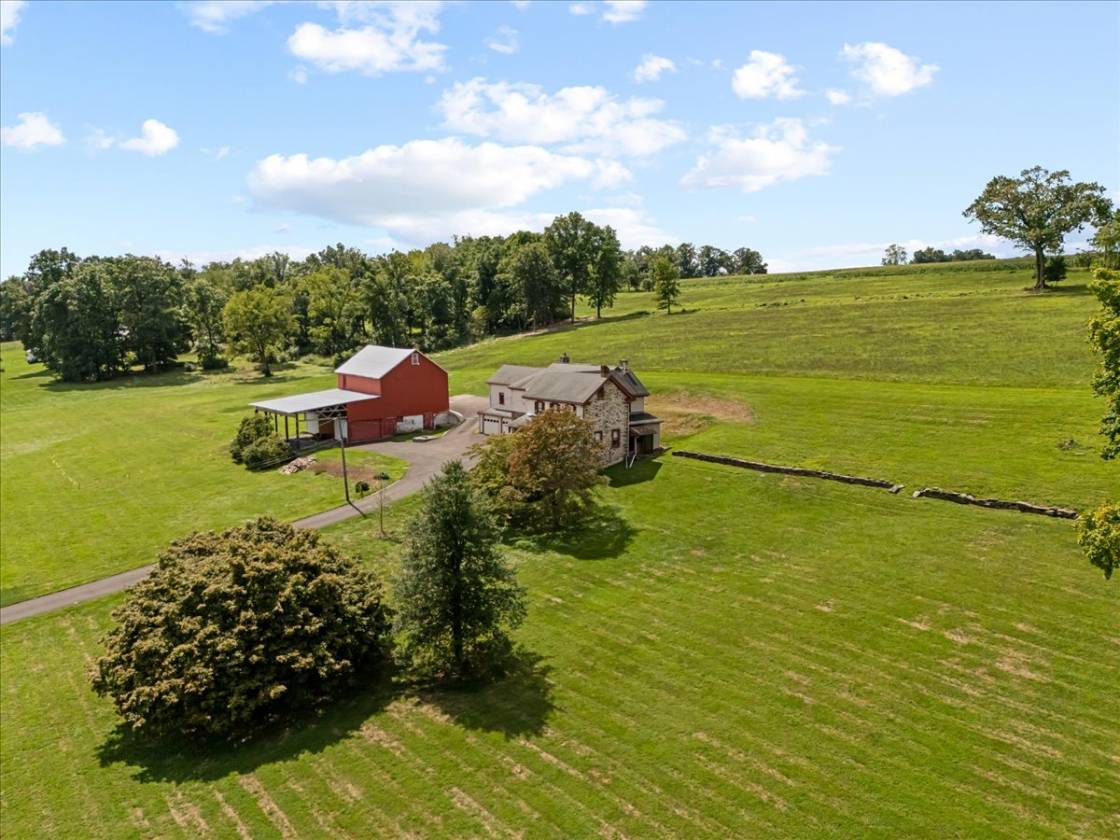 Horse Property for sale.
