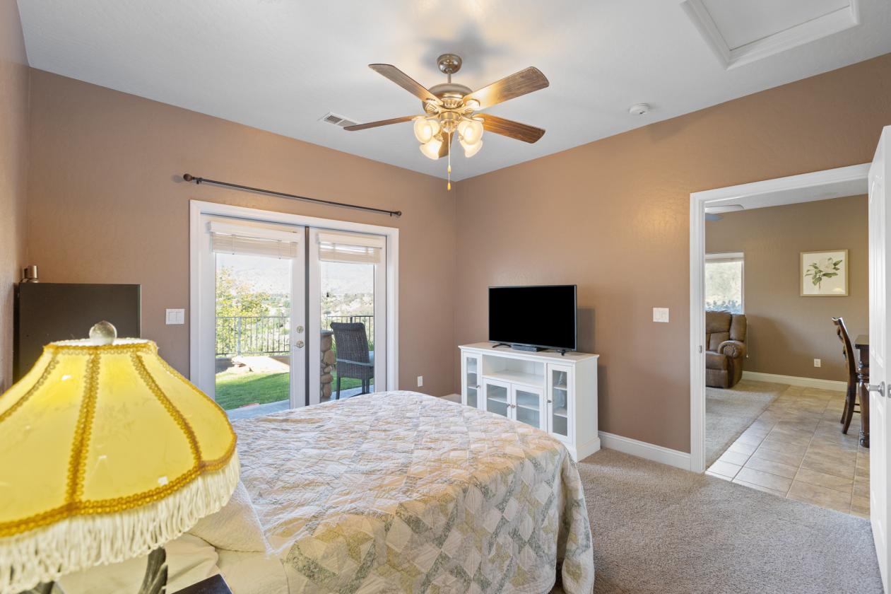 Horse property with gorgeous views! - photo 22