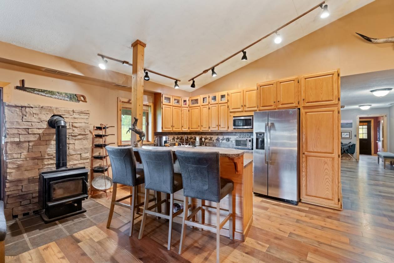 16.59 Acre Equestrian Estate - photo 2