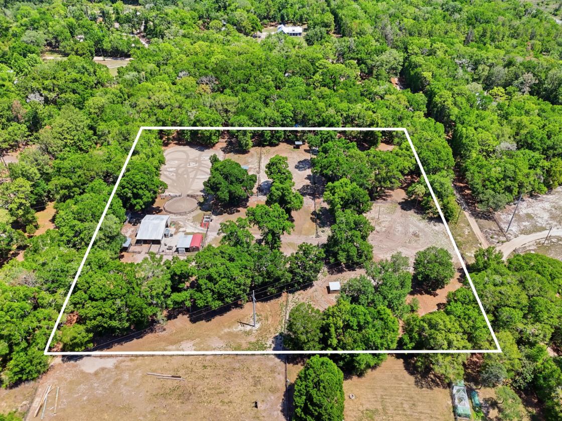 5.89-Acre Farm with 6-Stall Center-Aisle Barn - photo 27