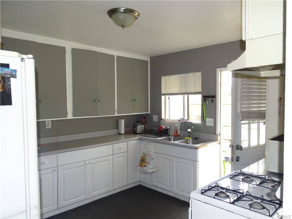 PRICE REDUCED!! Horse property, DUPLEX. Make it your dream