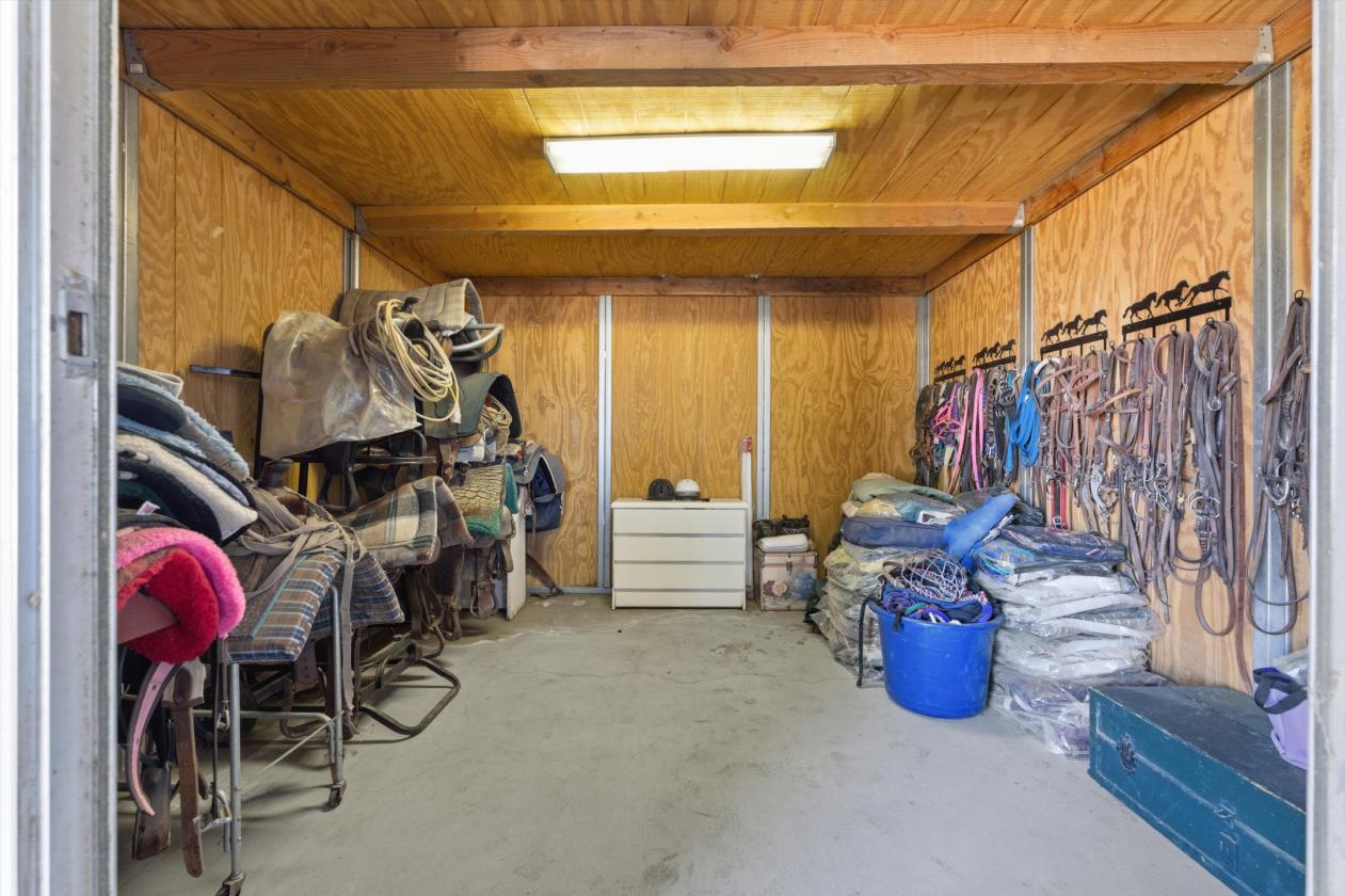Exceptional opportunity for equestrian enthusiasts - photo 28