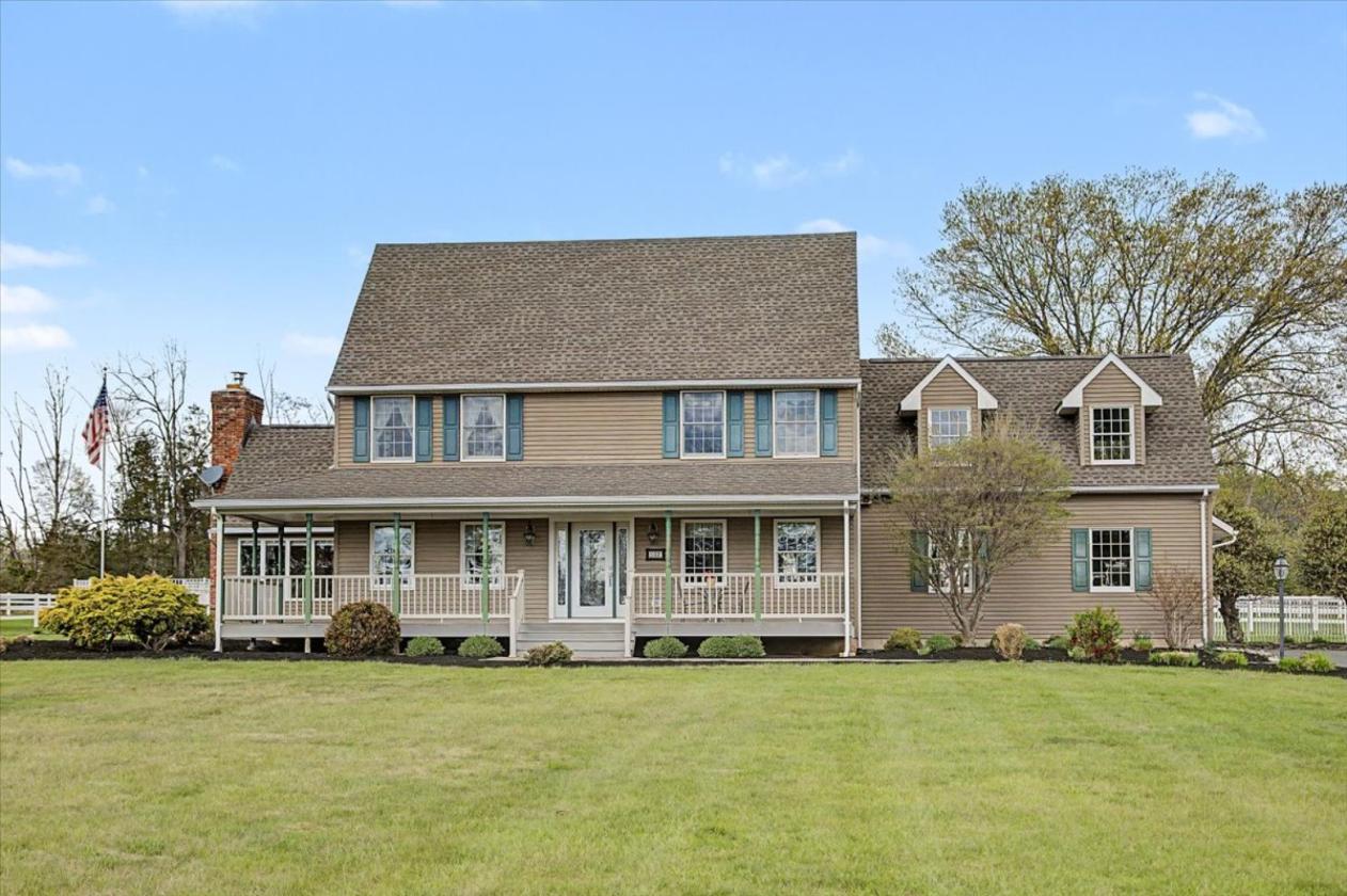 10 Acre Turnkey Hunterdon Equestrian Estate - photo 28