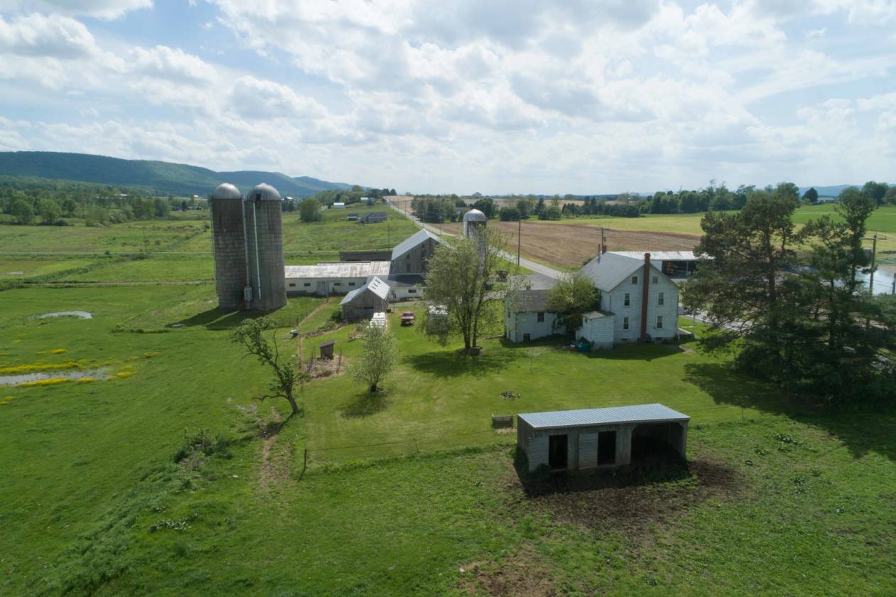 55 ACRES FARMETTE 4 BEDROOM FARMHOUSE Barn +... Bellefonte