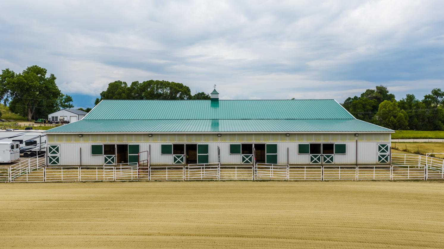 Beautiful horse property with barn & outdoor arena - photo 16