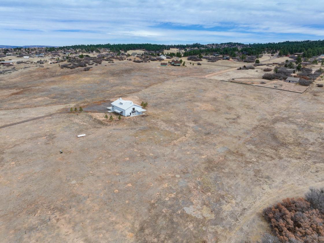 36 Acres of Rocky Mountain Views with Barndominium - photo 5
