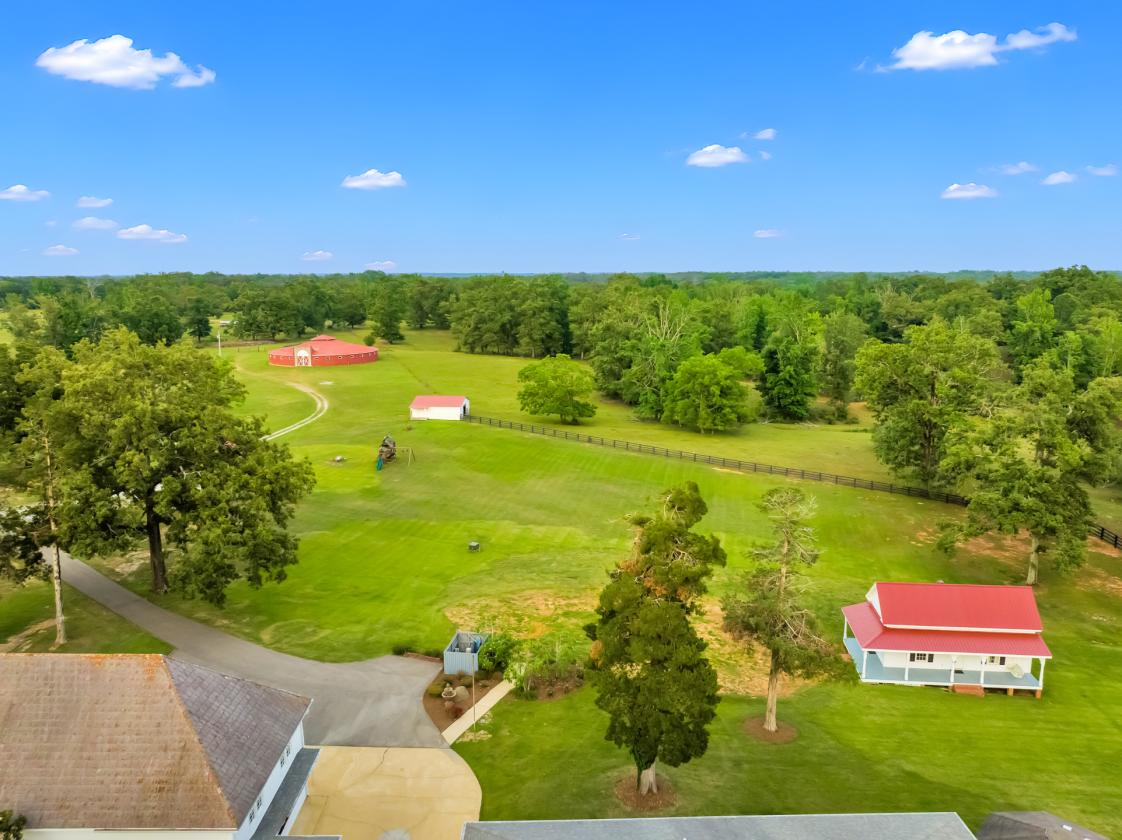 Rare Historic Round Polo Barn - photo 5