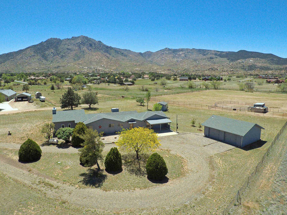 In the heart of Prescott's Williamson Valley Horse Country Prescott