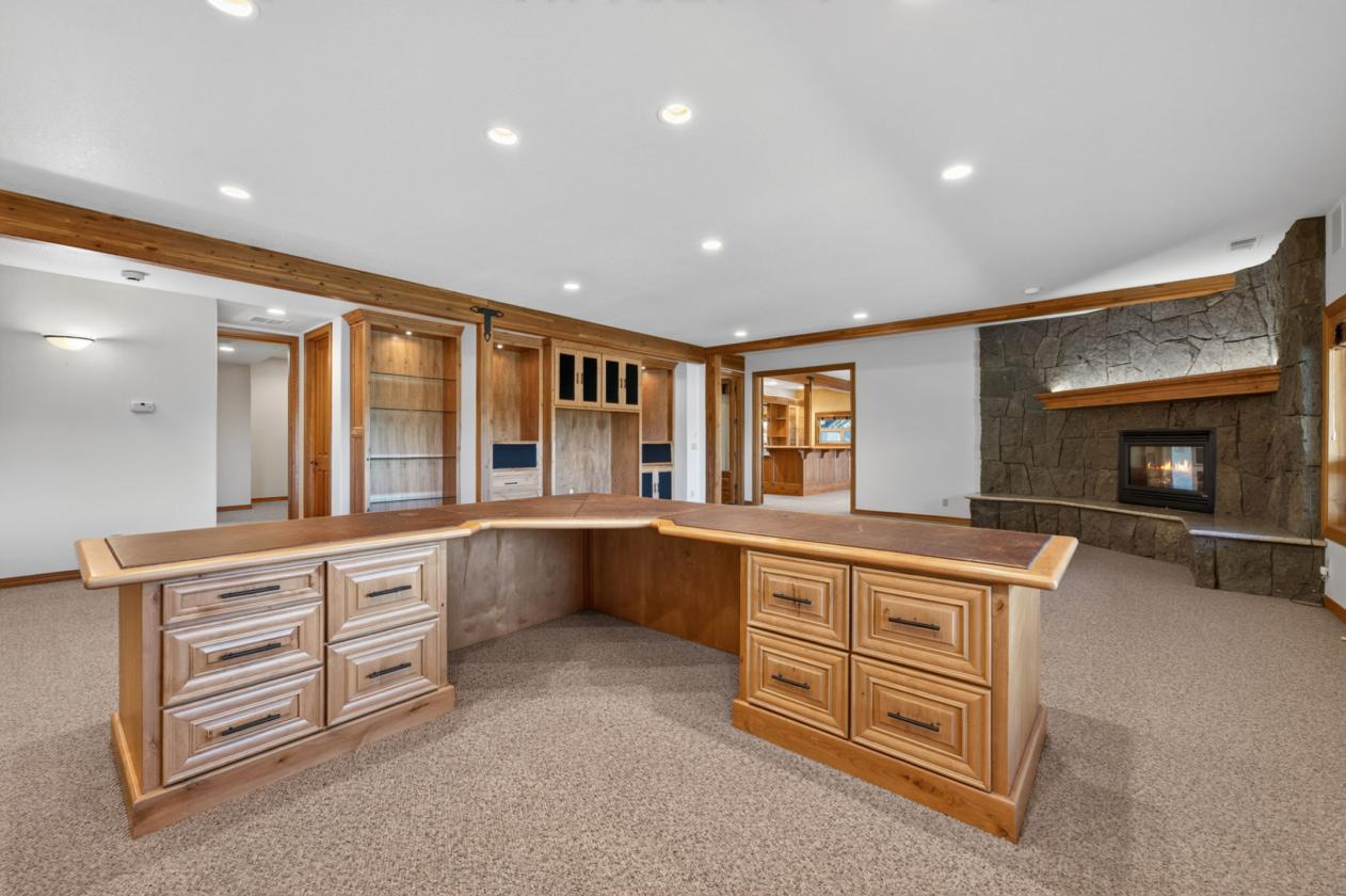 25-Acre Luxury Equestrian Estate in Bend - photo 14