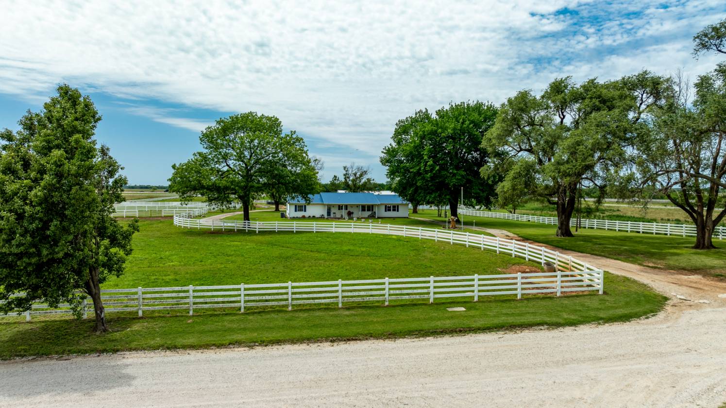 Horse Property for sale.