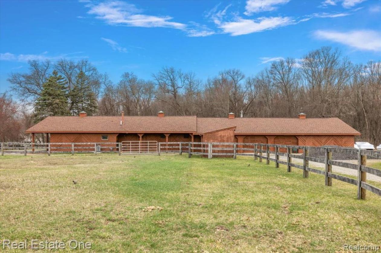 ABO- Rare Equestrian Property Opportunity - photo 7